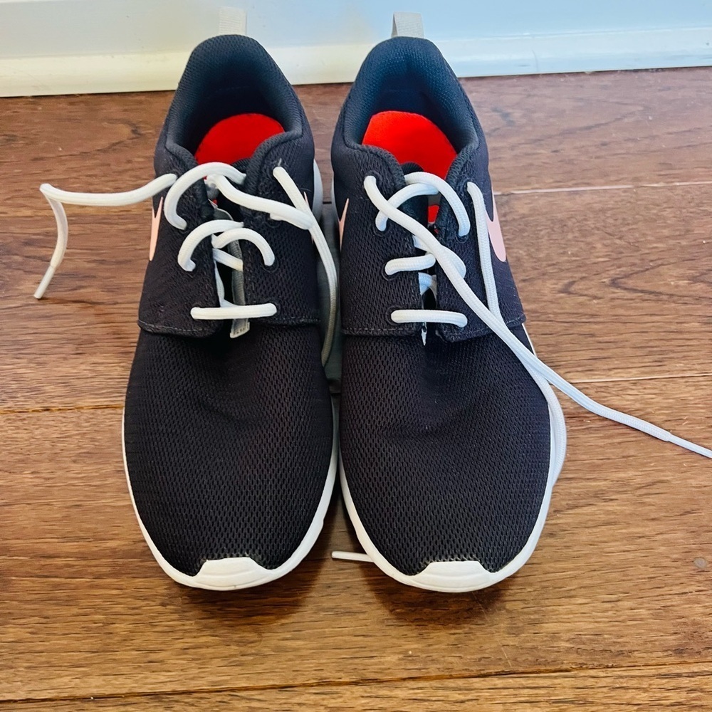 Nike Black Athletic Shoes with White and Pink Accents size 6